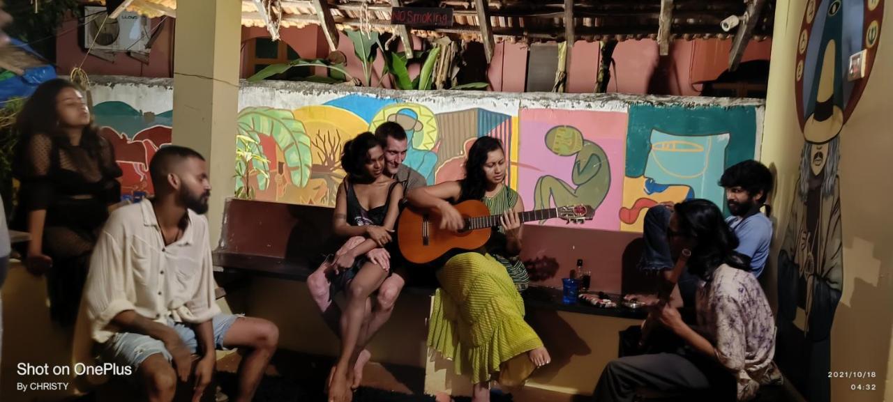 Gaia Hostels Anjuna Exterior photo